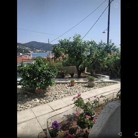 Elthimias2 Apartment Poros Town Ngoại thất bức ảnh