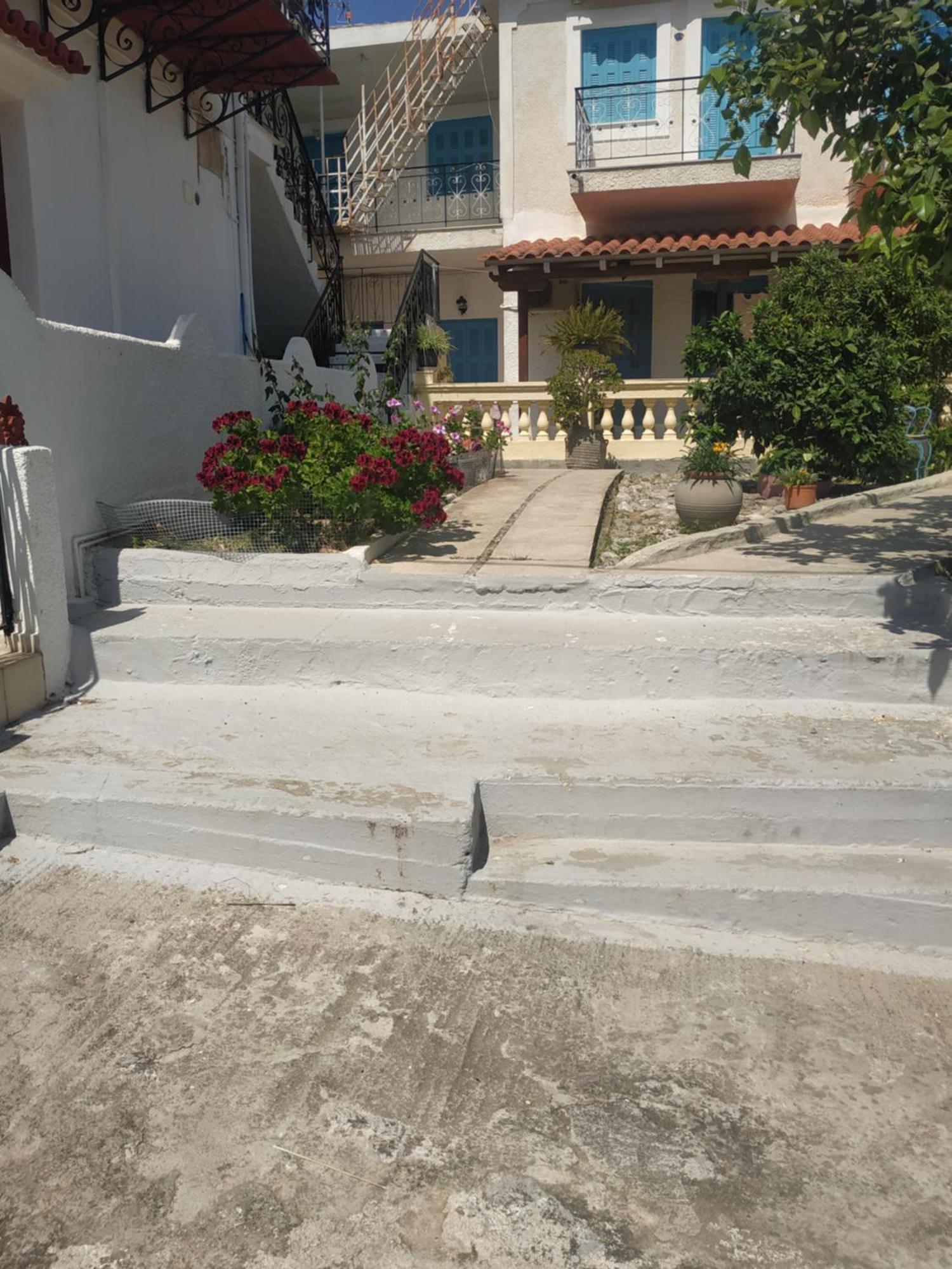 Elthimias2 Apartment Poros Town Ngoại thất bức ảnh